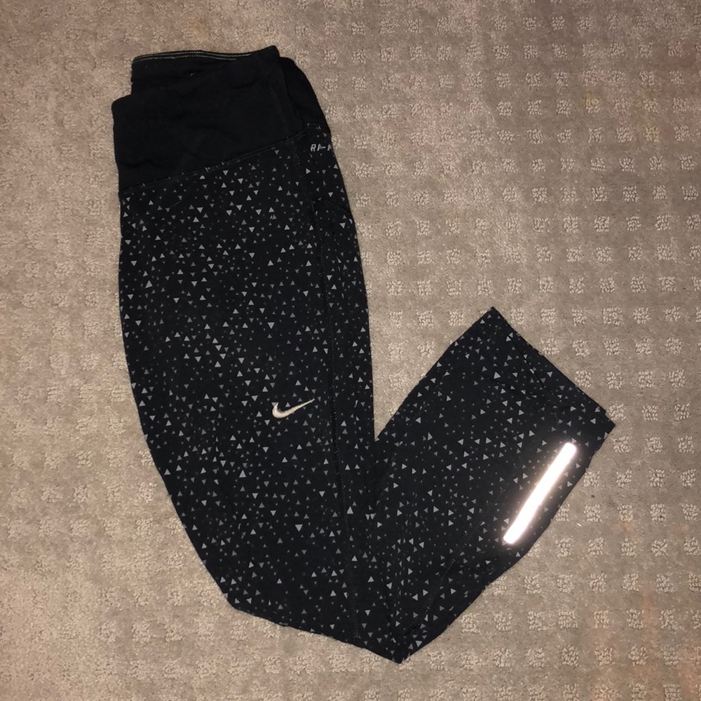 Nike dri-fit yoga pants with back zipper pocket